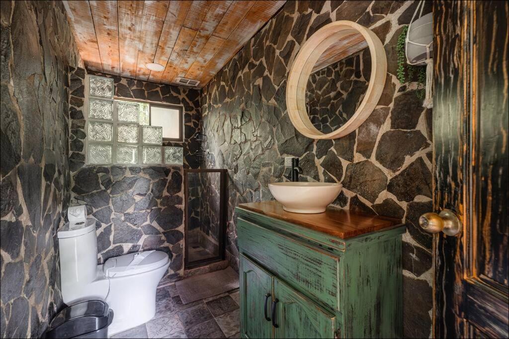 Unicorn Lodge: Direct Riverfront : Unique Experience San Gerardo de Dota Exterior foto