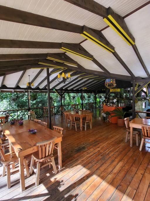 Unicorn Lodge: Direct Riverfront : Unique Experience San Gerardo de Dota Exterior foto
